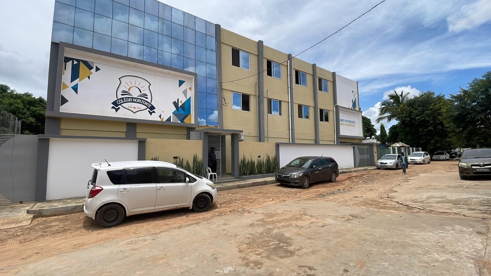 Colégio Horizonte construído e em funcionamento